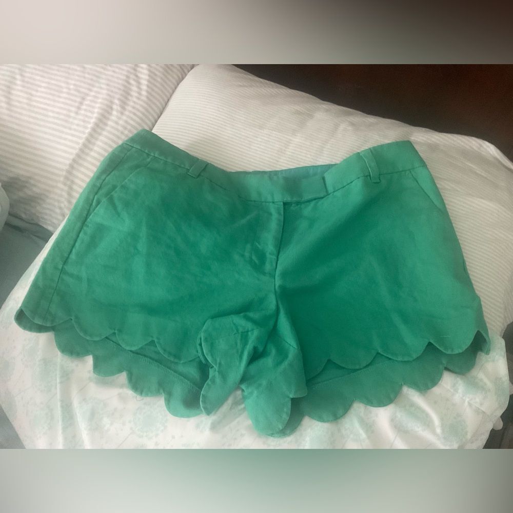 J Crew Sz 10 Linen Cotton Green Scalloped Shorts